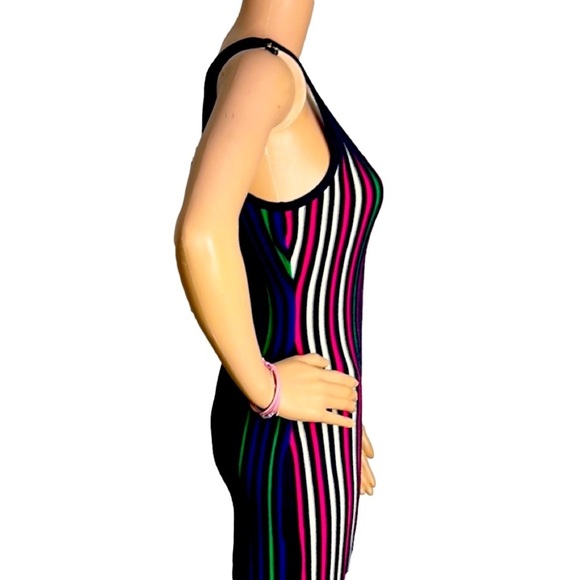 Almost Famous Fitted dress dress - Picture 6 of 10